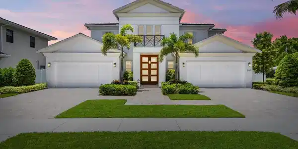 200 NE 6th Court