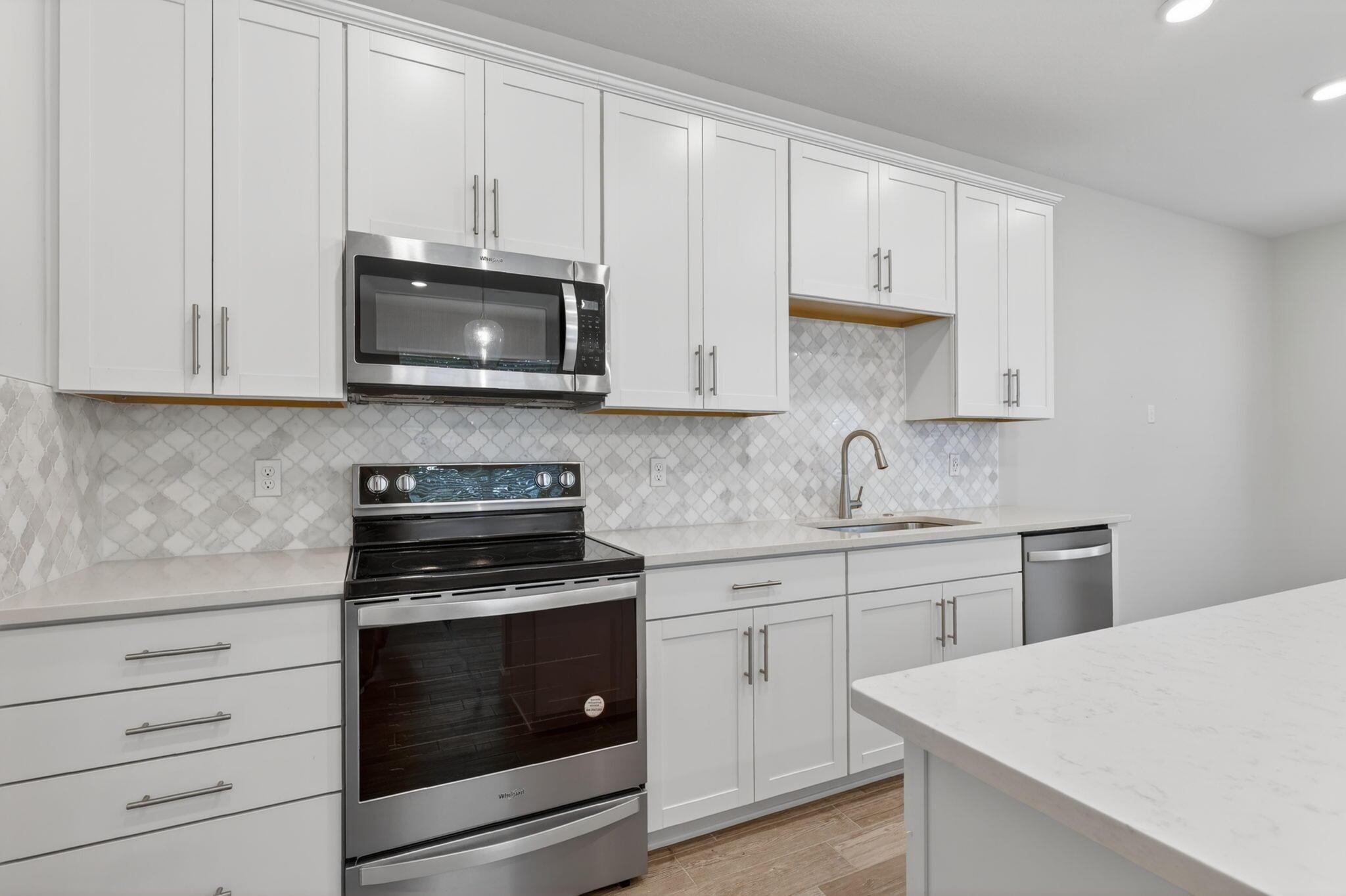 Image 4: 17-web-or-mls-5P1A4851