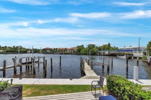 801 Palm Trail