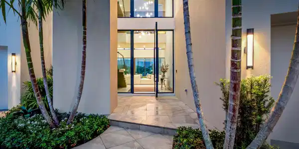 Image 3: mls_ENTRANCE_DETAIL_SUNSET