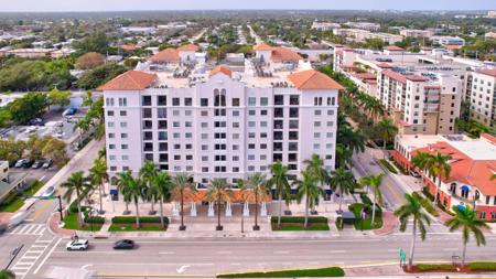 233 S Federal Highway