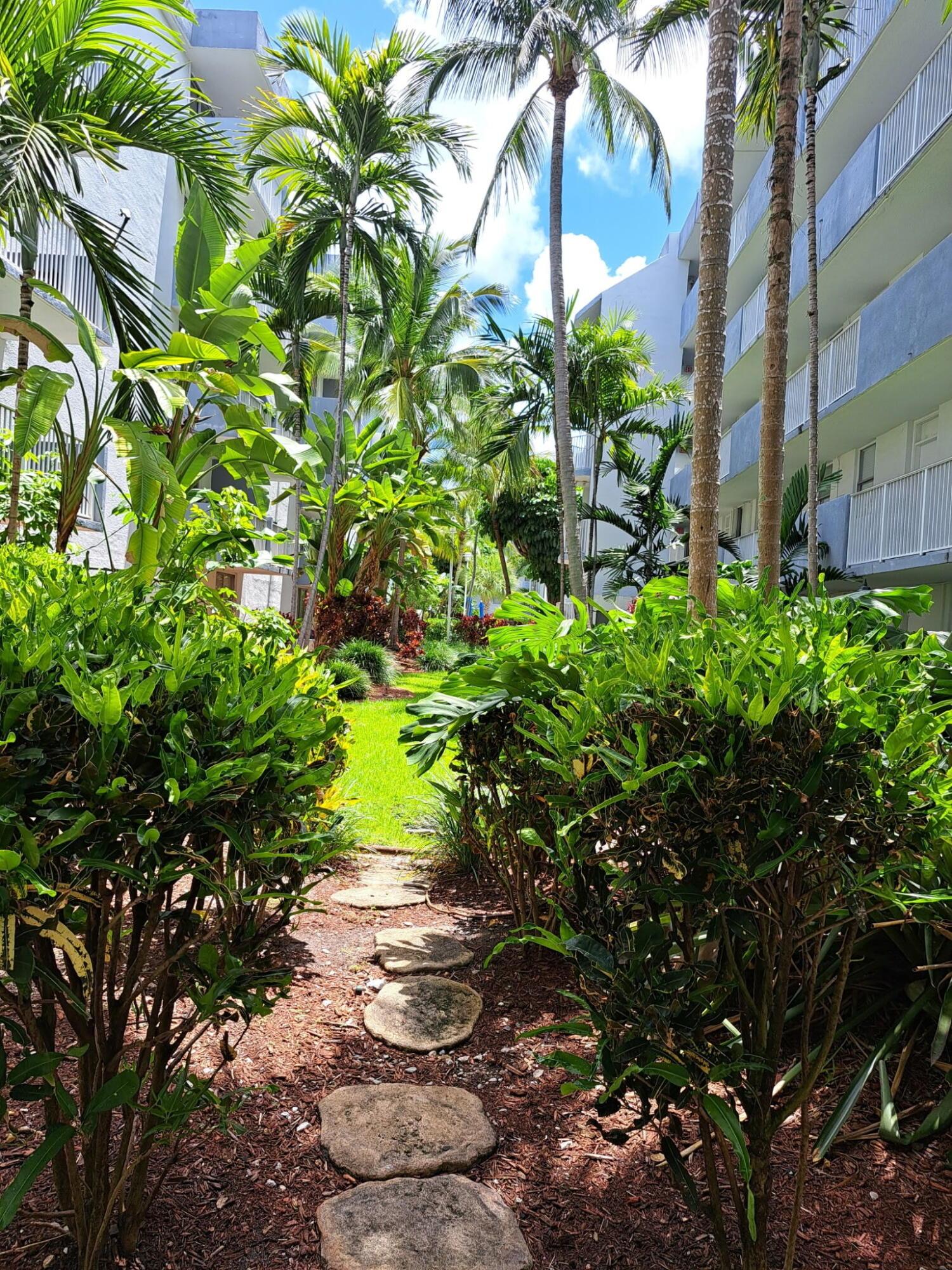 Image 3: GARDEN