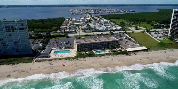 9800 S Ocean Drive