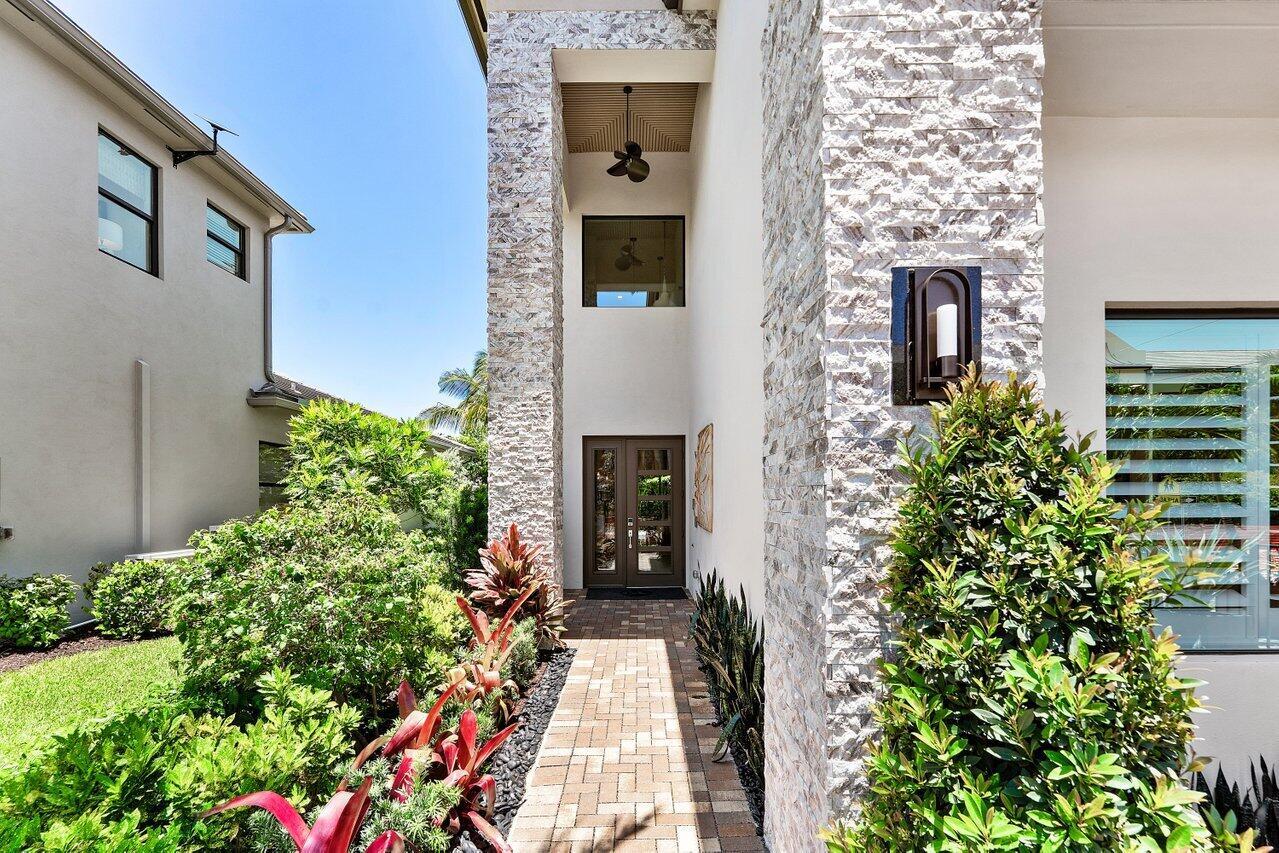 Image 2: Front Entry
