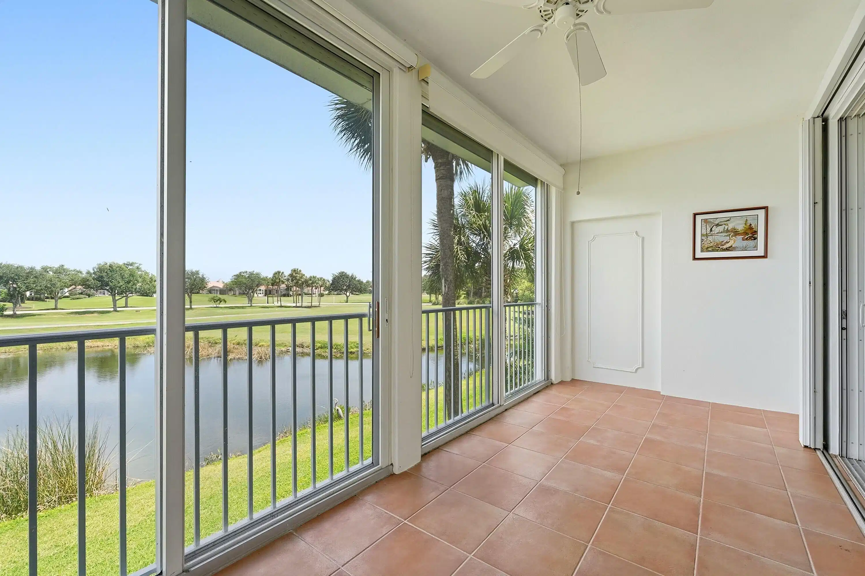 Image 1: Sun room
