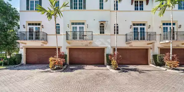 Image 2: 001-3281EstanciaWay-BoyntonBeach-FL-3343