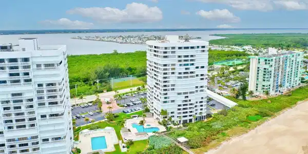 9950 S Ocean Drive