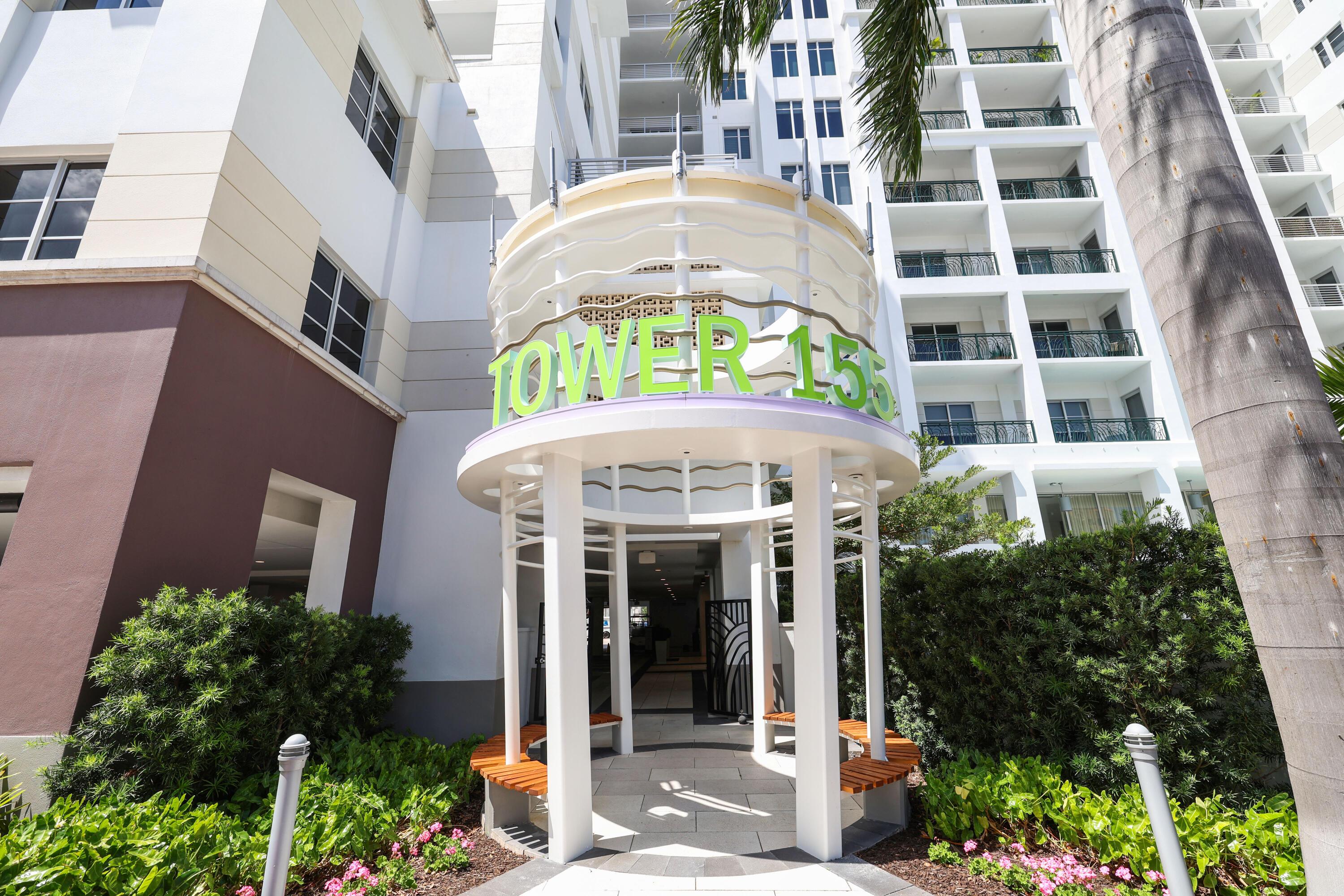 Image 1: Iconic Entrance