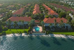 118 Las Brisas Circle