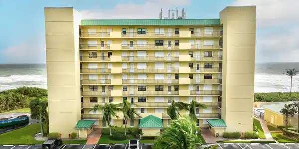 7370 S Ocean Drive