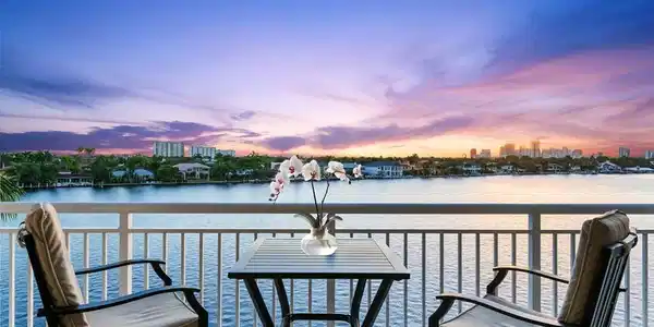 511 Bayshore Dr
