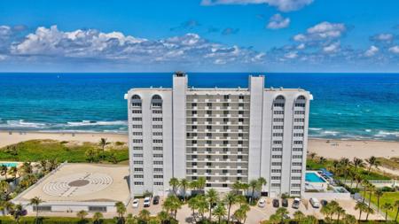 3000 S Ocean Boulevard