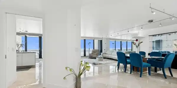 Image 2: Living Room