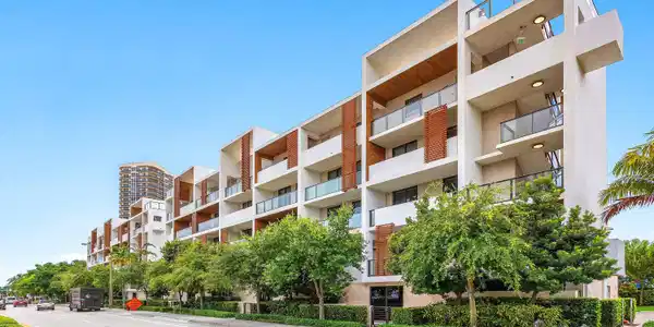 Image 2: 001-3030NorthOceanBoulevard-S101-FortLau