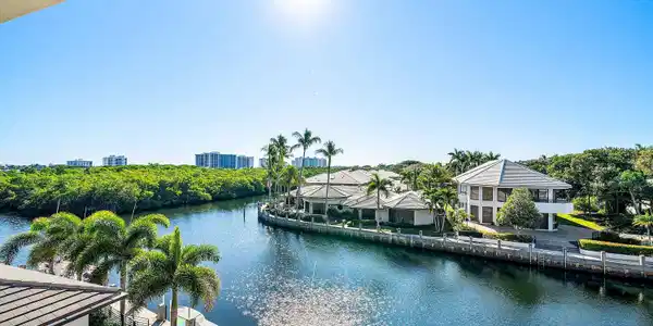 Image 2: 064-5344BocaMarinaCircleNorth-BocaRaton-