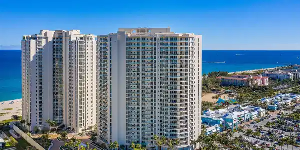 2700 N Ocean Drive