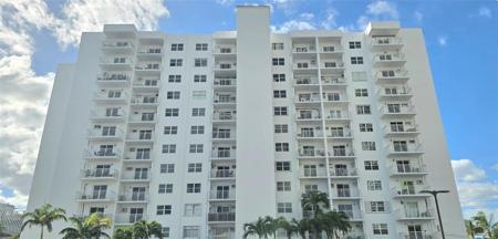 200 S Birch Road