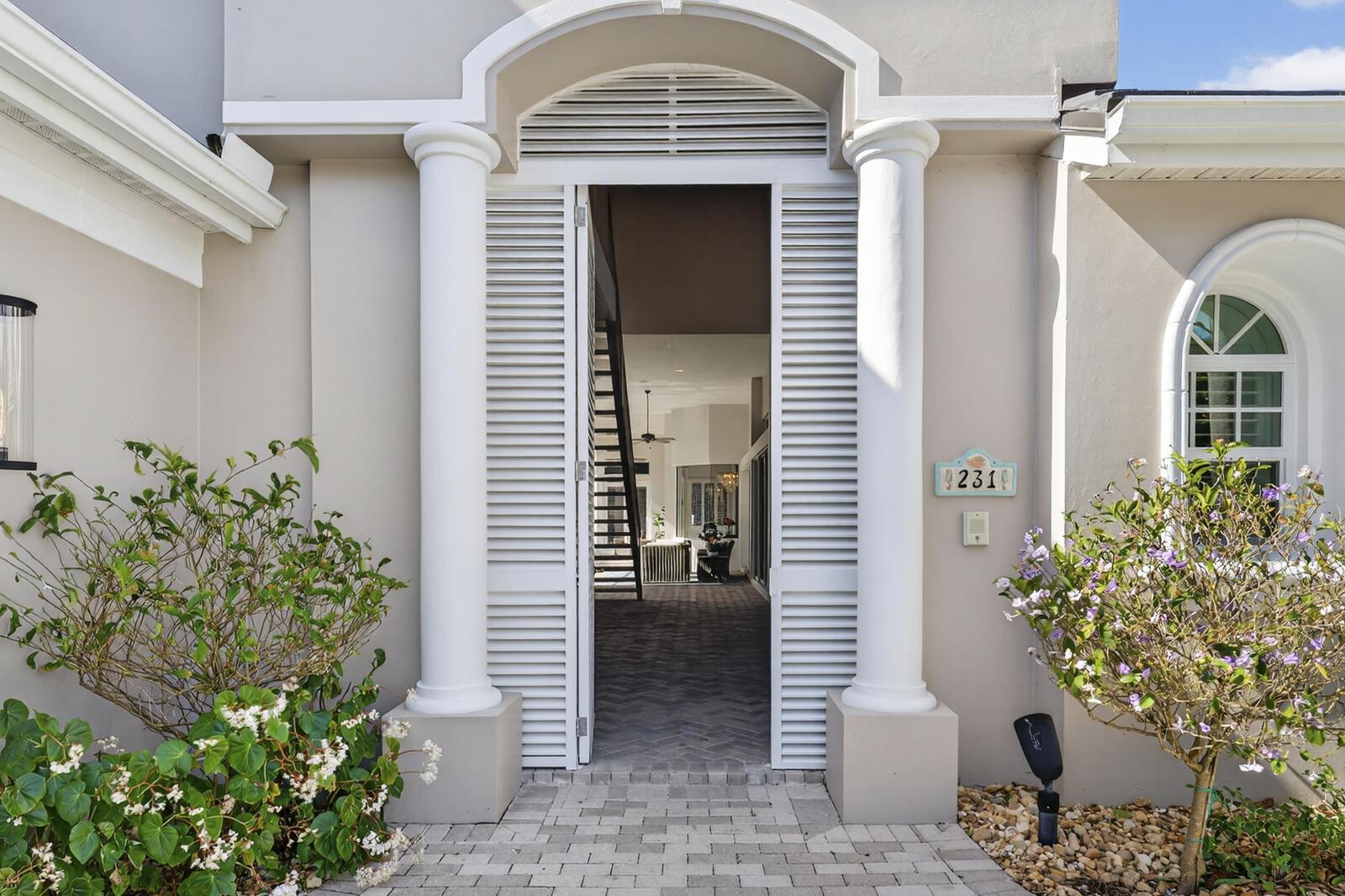 Image 4: 231 Seaside Pathway-5