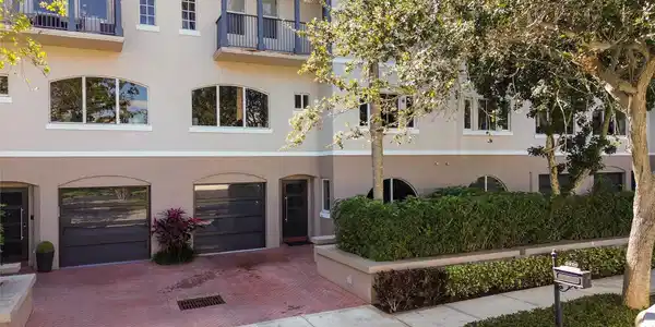 456 E Boca Raton Road