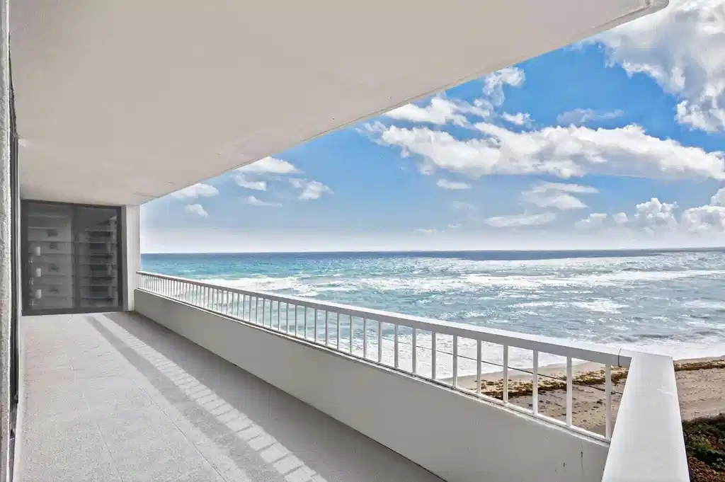 Image 1: BALCONY