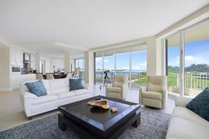 425 Beach Road