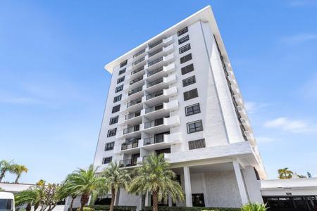 1208 Marine Way