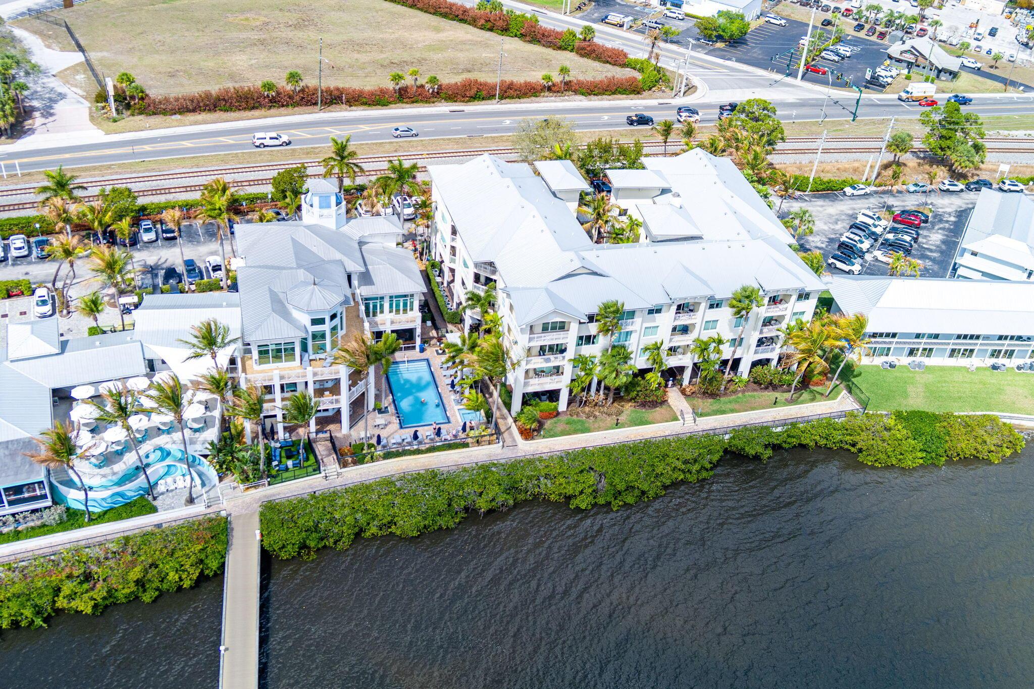 Image 3: 40-web-or-mls-975-nw-flagler-ave
