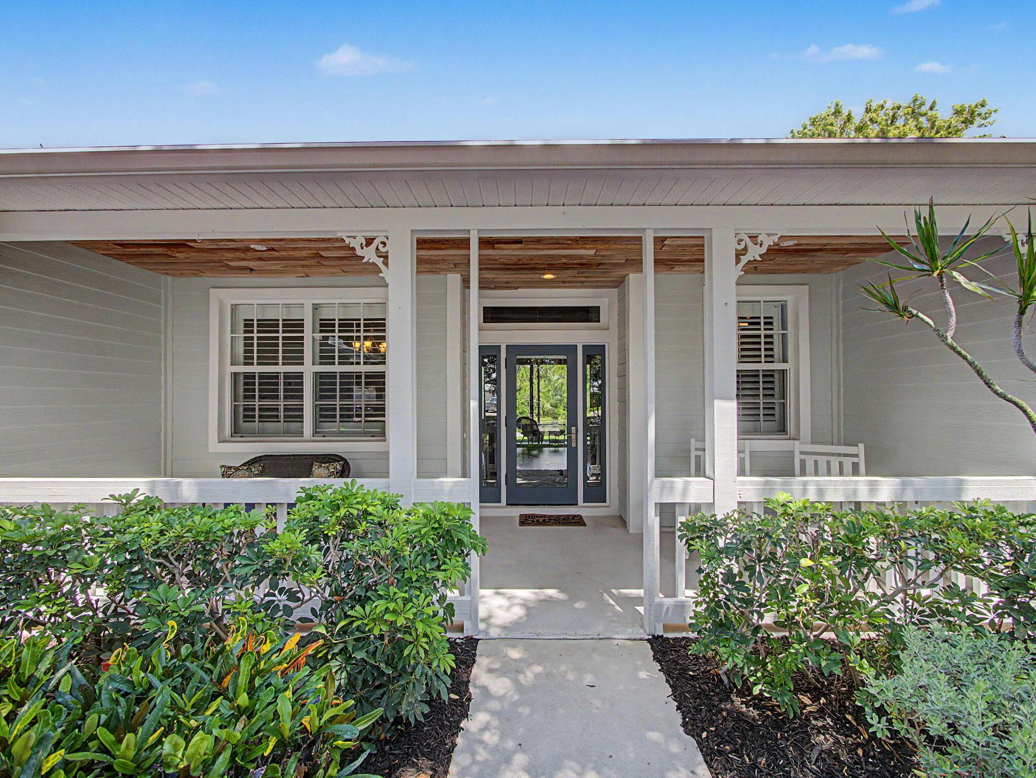 Image 3: Front Porch
