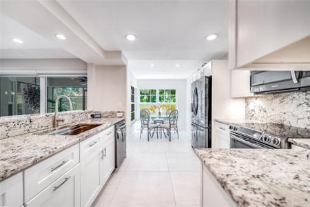 2121 S Ocean Blvd