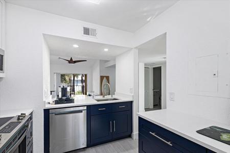 1105 Lake Shore Drive