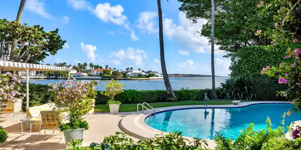 350 Island Road