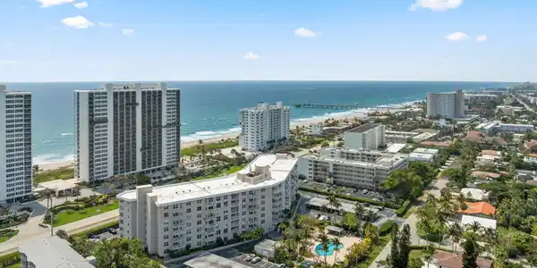 Image 4: 25-web-or-mls-2851-s-ocean-blvd-6-f