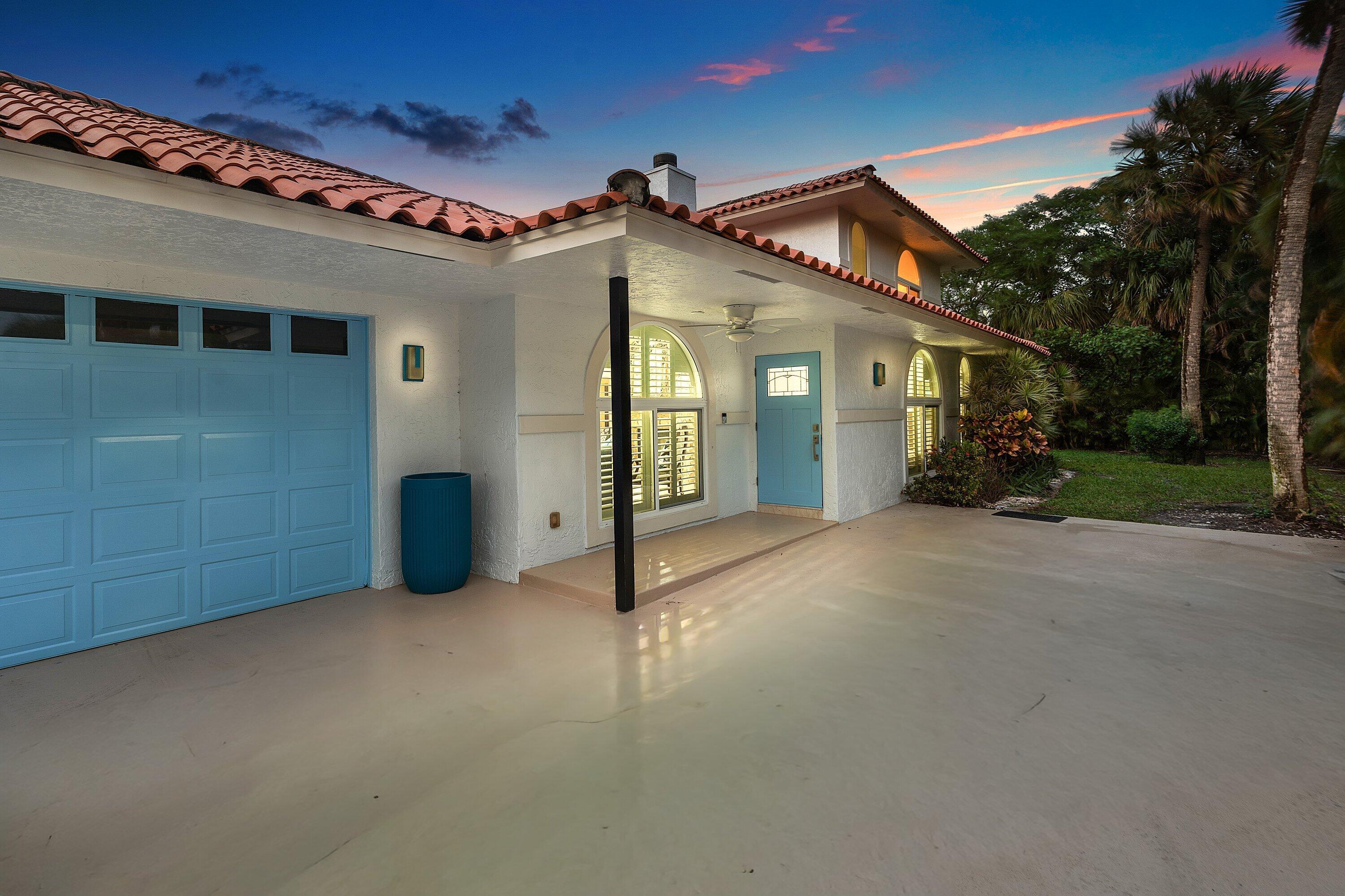 Image 3: 050-359EastOceanAvenue-Lantana-FL-33462-