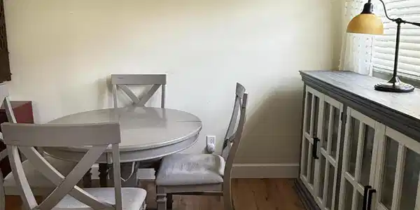 Image 4: dining 2