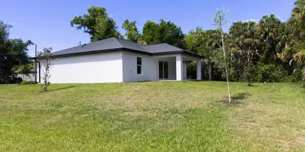 Image 3: Side View