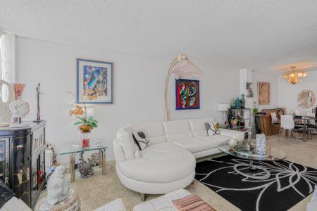 2000 Atlantic Shores Blvd