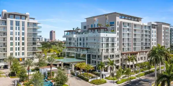 220 SE Mizner Boulevard