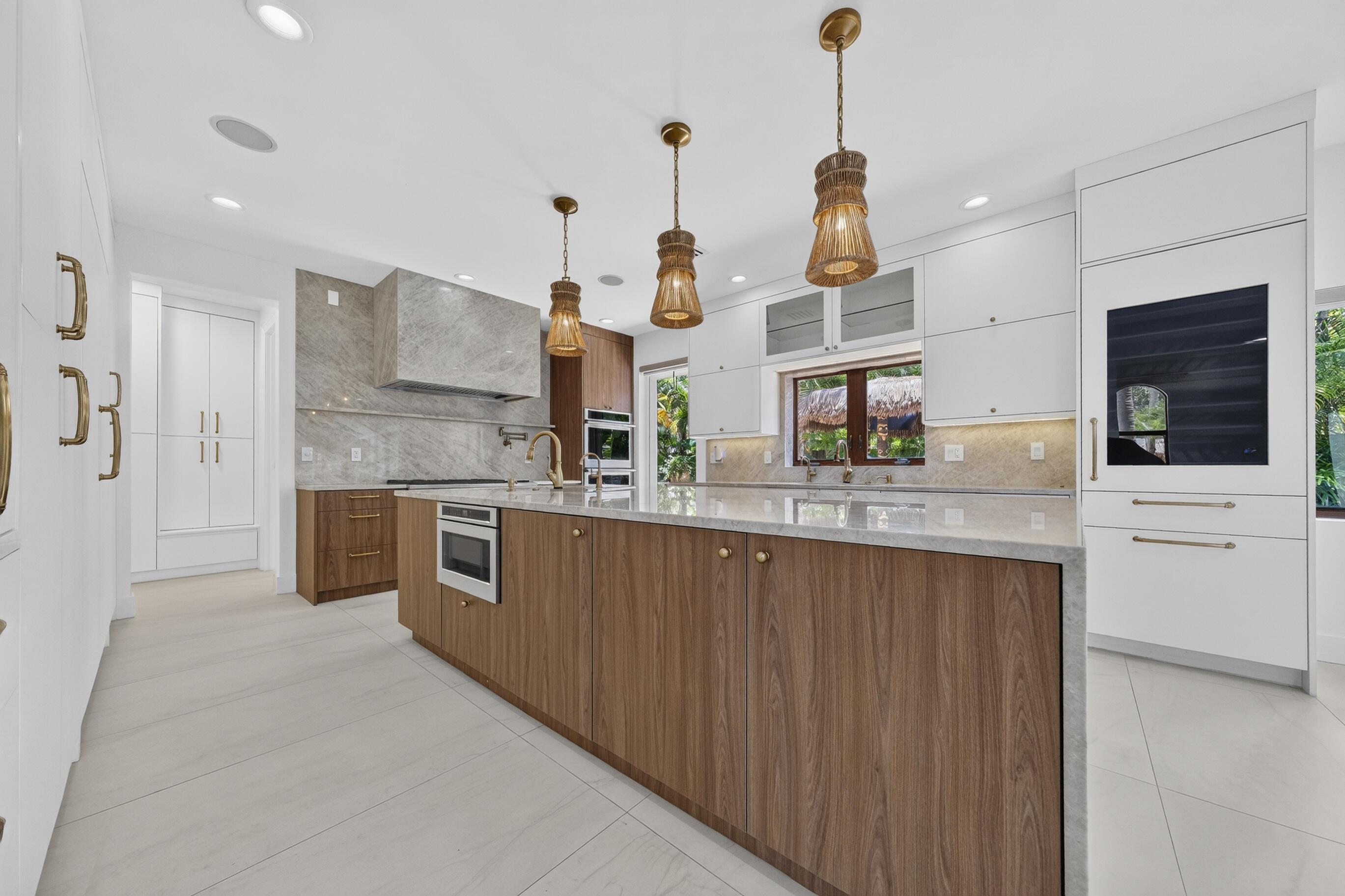 Image 4: 2719 NE 19th St. Coral Ridge - Fort Laud