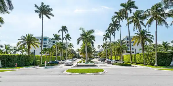 Image 4: 001-44CocoanutRow-PalmBeach-FL-33480-SMA