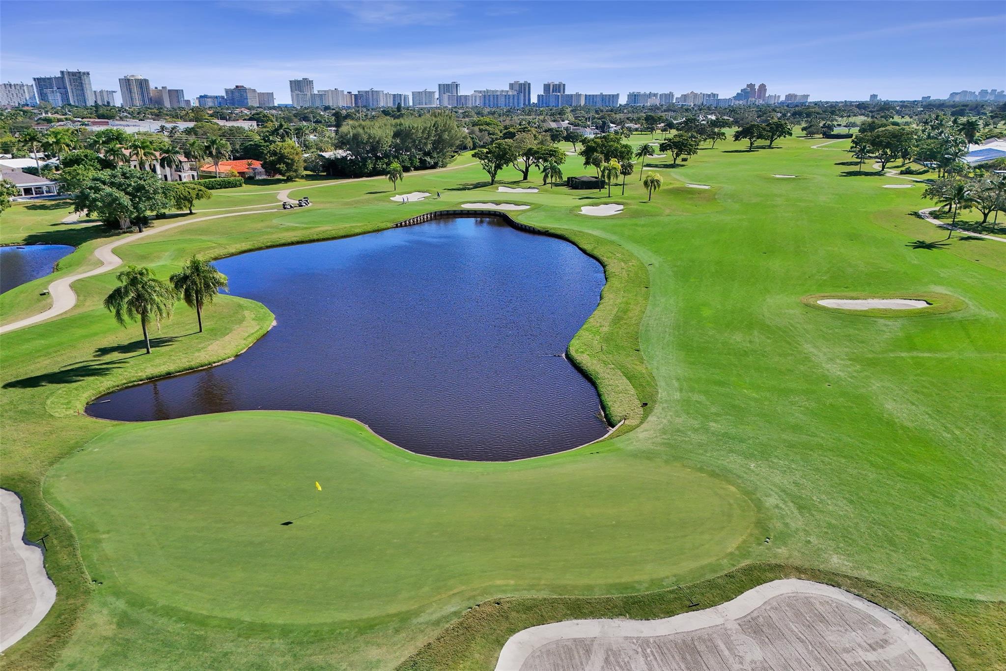 Image 1: Beautiful south facing views of the Coral Ridge Co