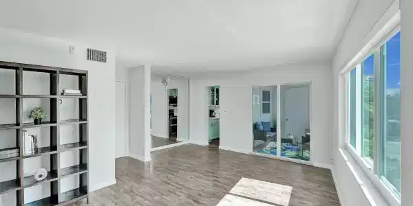 720 Bayshore Drive