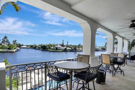 3042 Waterside Circle