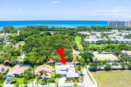 901 Sandy Oaks Drive