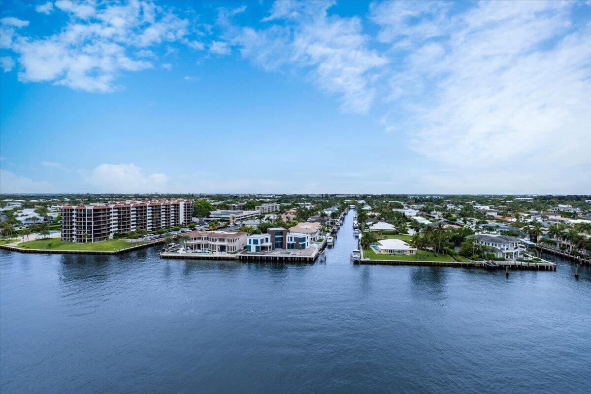 Image 2: Direct intracoastal views