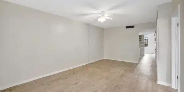 Image 2: Living/Dining Area