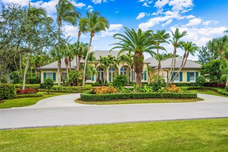 512 White Pelican Circle