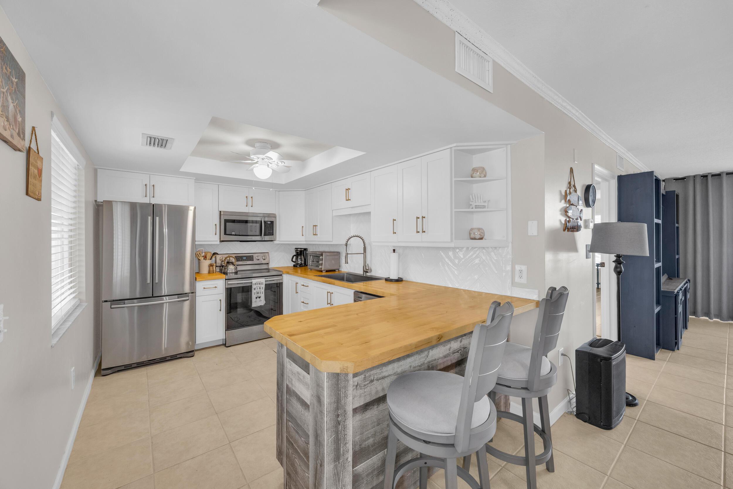 Image 3: 2400 S Ocean Dr 7645