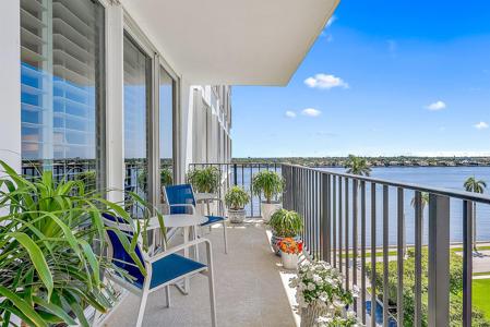1701 S Flagler Drive