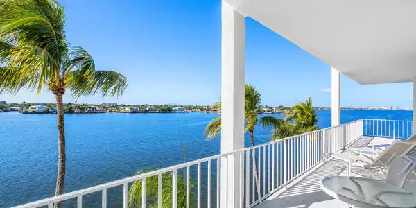 2150 Ibis Isle Road
