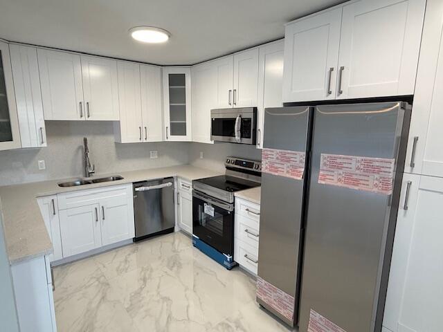 Image 1: Kitchen